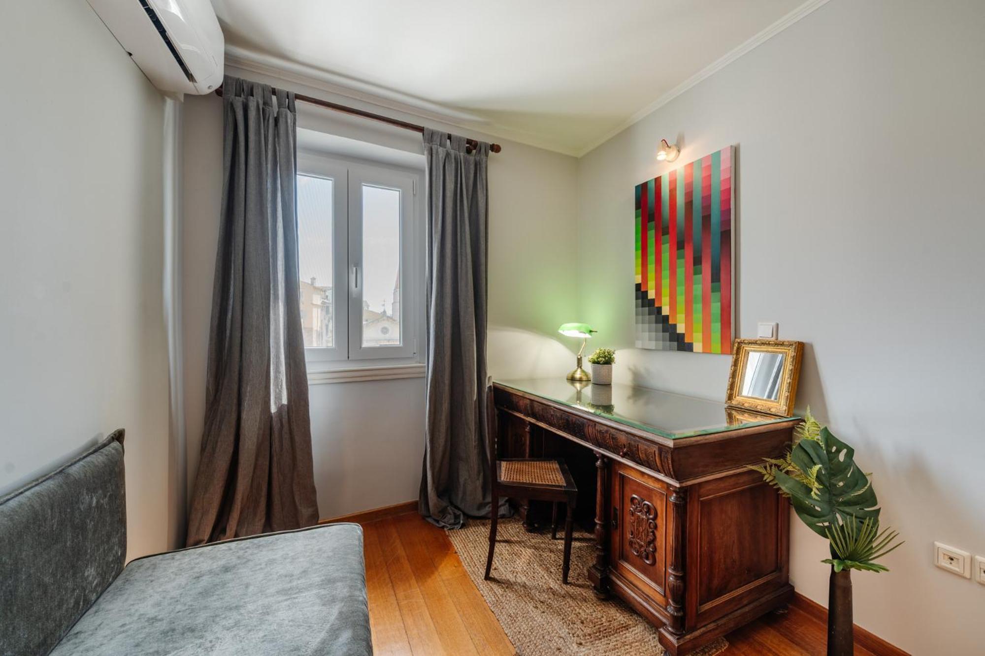 "San Giacomo Square Apt." In The Heart Of Old Town Corfu  Exterior photo