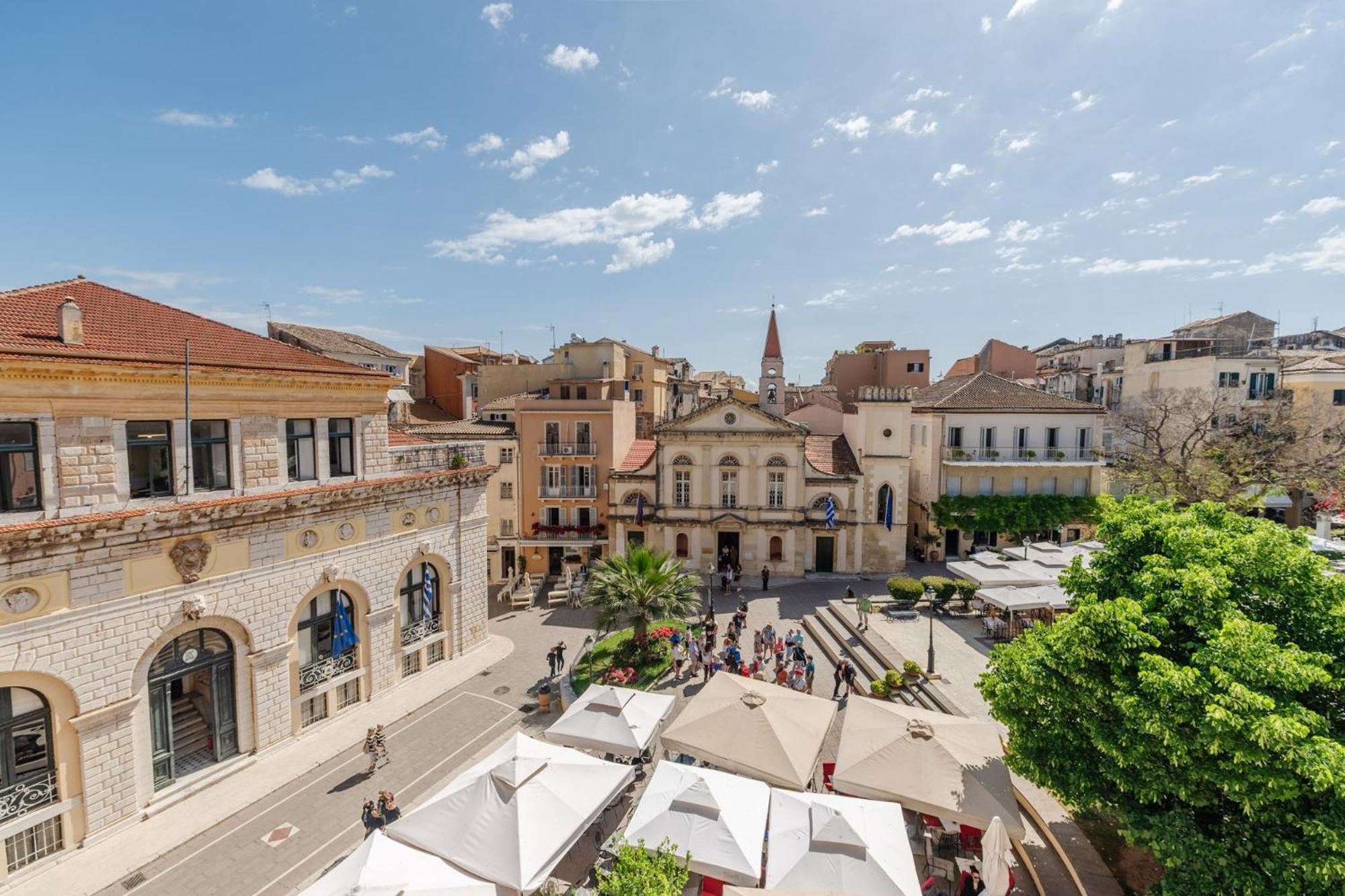"San Giacomo Square Apt." In The Heart Of Old Town Corfu  Exterior photo